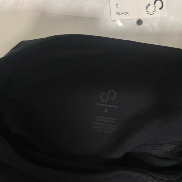 Curves and Combatboots Black Booty Scrunch leggings - Picture 3 of 5